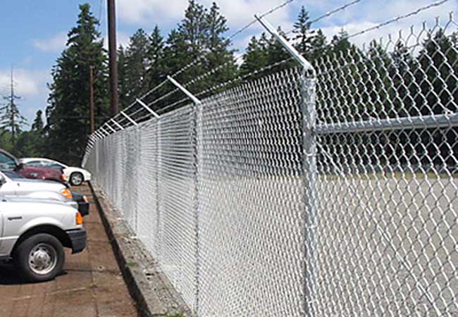 Commercial chain link fence project